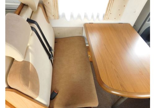 Autocaravana Integral BURSTNER Elegance I-710 de Ocasión