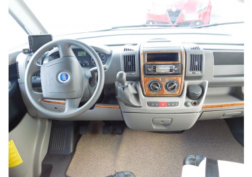 Autocaravana Integral BURSTNER Elegance I-710 de Ocasión