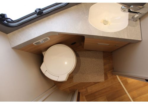 Autocaravana Perfilada DETHLEFFS Pulse T 7051 EB de Ocasión
