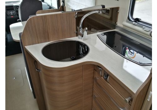 Autocaravana Integral ITINEO SB 700 modelo 2017 de Ocasión