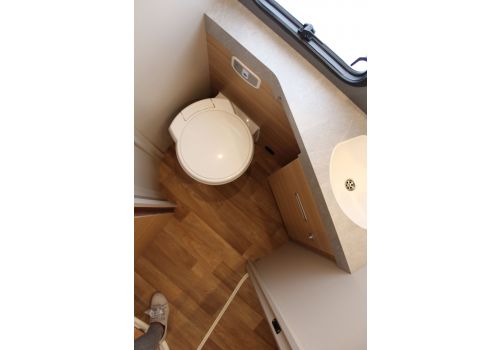 Autocaravana Integral DETHLEFFS Pulse I 7051 DBM de Ocasión