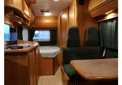 Autocaravana Capuchina BENIMAR 6000 SL de Ocasión
