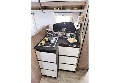 Autocaravana Integral ITINEO SB 700 modelo 2019 Nueva en Venta