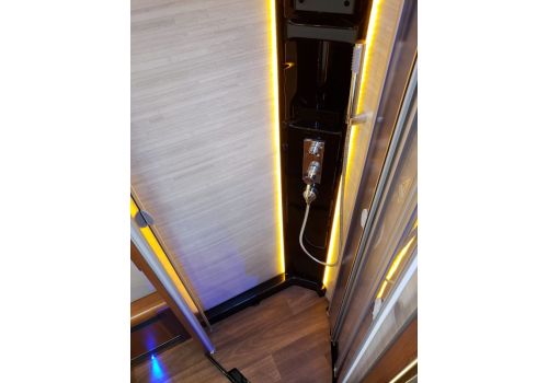 Autocaravana Integral CARTHAGO E-Line 5.1 QB de Ocasión