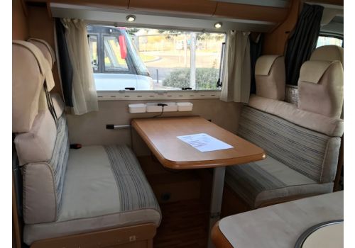 Autocaravana Perfilada MOBILVETTA Top Driver P81 de Ocasión