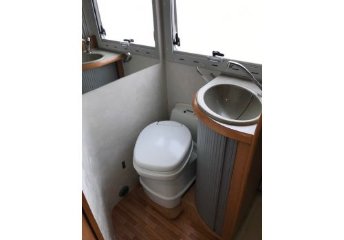 Autocaravana Perfilada MOBILVETTA Top Driver P81 de Ocasión