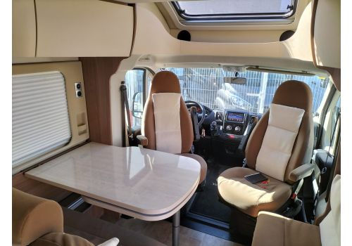 Autocaravana Perfilada BURSTNER Ixeo IT 735 de Ocasión