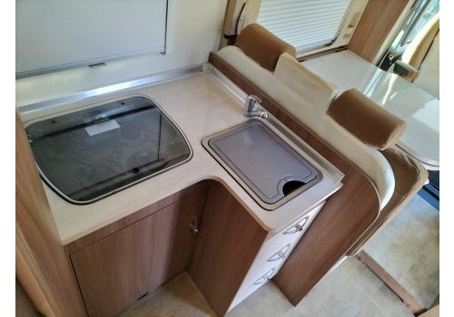 Autocaravana Perfilada BURSTNER Ixeo IT 735 de Ocasión