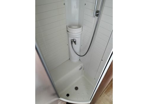 Autocaravana Perfilada BURSTNER Ixeo IT 735 de Ocasión