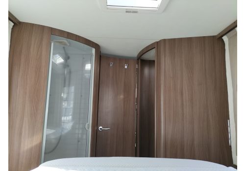 Autocaravana Perfilada BURSTNER Ixeo IT 735 de Ocasión
