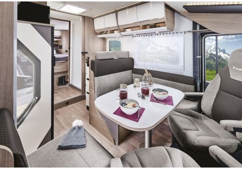 Autocaravana Integral ITINEO MB 740 modelo 2019 Nueva en Venta