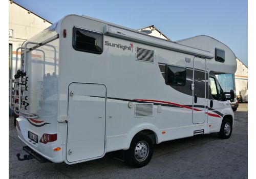 Autocaravana Capuchina SUNLIGHT A-68 con literas de Ocasión