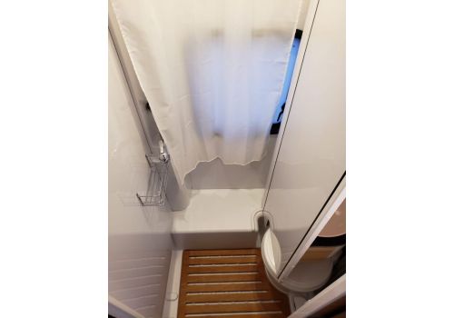 Autocaravana Perfilada DETHLEFFS Globebus T1 de Ocasión