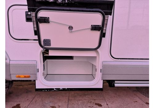 Autocaravana Integral CARTHAGO Chic C-Line 5.3 Modelo 2019 de Ocasión