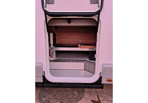 Autocaravana Integral CARTHAGO Chic C-Line 5.3 Modelo 2019 de Ocasión