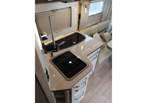Autocaravana Integral RAPIDO 8066dF Modelo 2019 de Ocasión