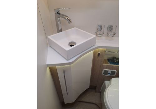 Autocaravana Integral RAPIDO 8066dF Modelo 2019 de Ocasión