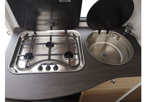 Autocaravana Perfilada SUNLIGHT T-58 Modelo 2019 de Ocasión