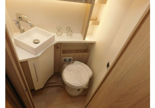 Autocaravana Perfilada RAPIDO 696F de Ocasión