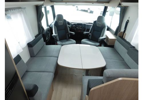 Autocaravana Integral ITINEO SB 700 de Ocasión