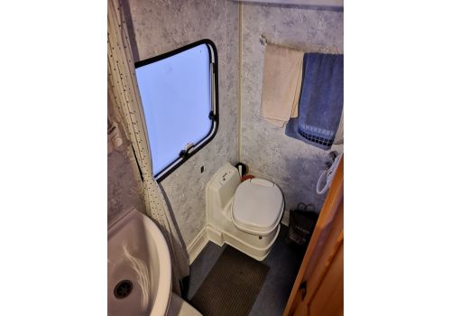 Autocaravana Perfilada ELNAGH Slim 2 de Ocasión