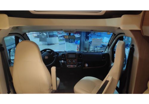 Autocaravana Perfilada BURSTNER Solano T727 de Ocasión