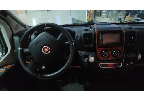 Autocaravana Perfilada BURSTNER Solano T727 de Ocasión