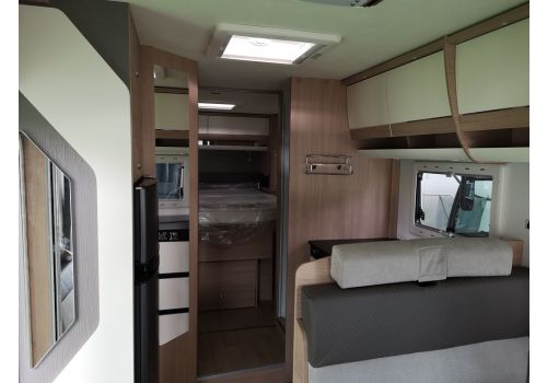 Autocaravana Integral ITINEO MB740 de Ocasión