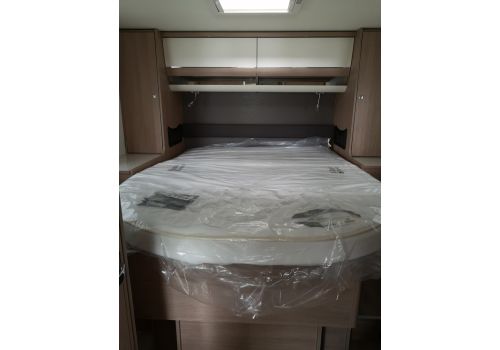 Autocaravana Integral ITINEO MB740 de Ocasión