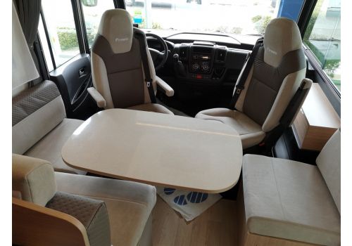 Autocaravana Integral ITINEO MB740 de Ocasión