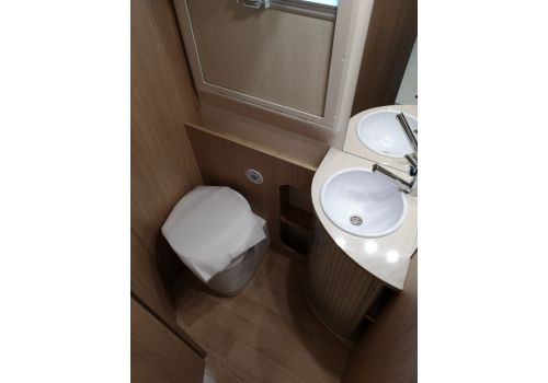 Autocaravana Integral ITINEO MB740 de Ocasión