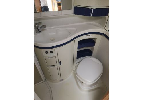 Autocaravana Integral HYMER B584 de Ocasión