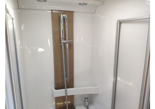 Autocaravana Perfilada LMC Cruiser Comfort T 732 G de Ocasión