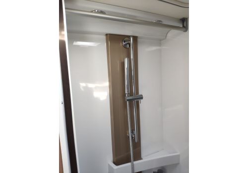 Autocaravana Integral LMC ExpIorer Comfort I 695 de Ocasión