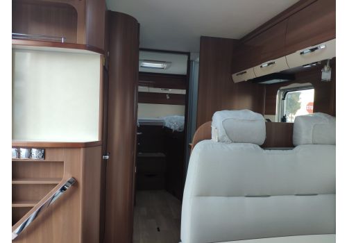 Autocaravana Integral LMC Explorer Comfort I 735 G de Ocasión