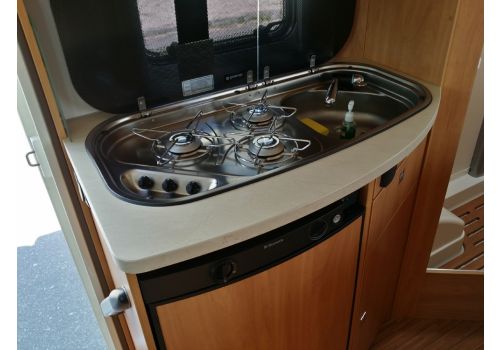 Autocaravana Perfilada DETHLEFFS Globebus T-2 de Ocasión