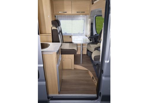 Furgoneta Cámper ROADCAR R 600 modelo 2018 de Ocasión