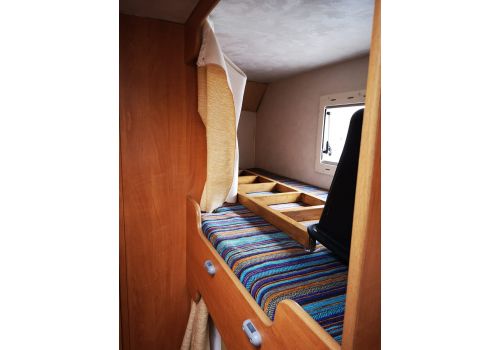 Autocaravana Capuchina JOINT Spaceline 325 de Ocasión