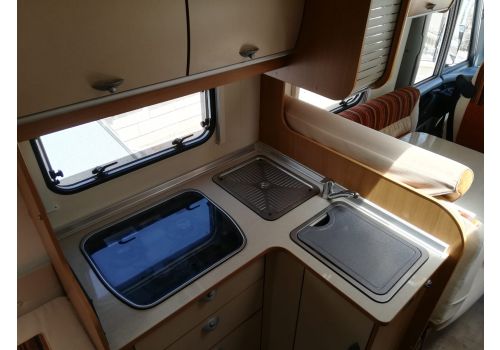 Autocaravana Integral BURSTNER Viseo I 696 de Ocasión