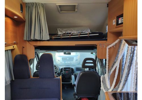 Autocaravana Capuchina BENIMAR Europe 5000 de Ocasión