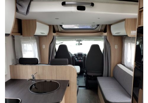 Autocaravana Perfilada SUNLIGHT T 64 de Ocasión