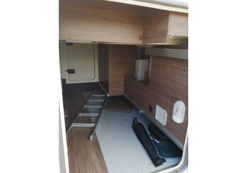 Autocaravana Perfilada BURSTNER Ixeo 734 de Ocasión