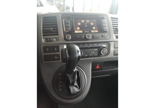 Furgoneta Cámper VOLKSWAGEN Multivan Special T5 de Ocasión