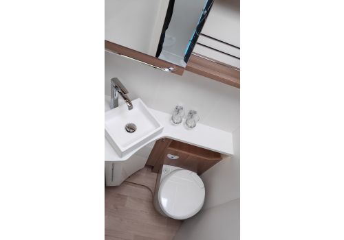 Autocaravana Integral RAPIDO Distinction I 96 modelo 2020 Nueva en Venta