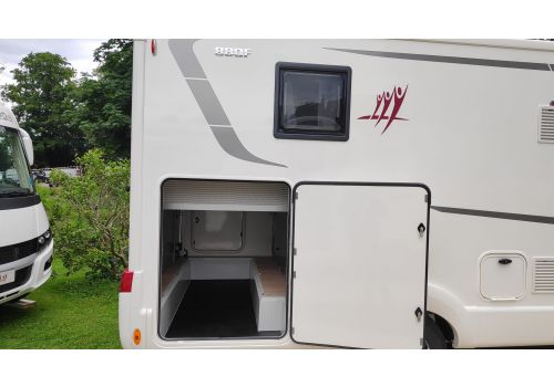 Autocaravana Integral RAPIDO 880F modelo 2020 de Ocasión