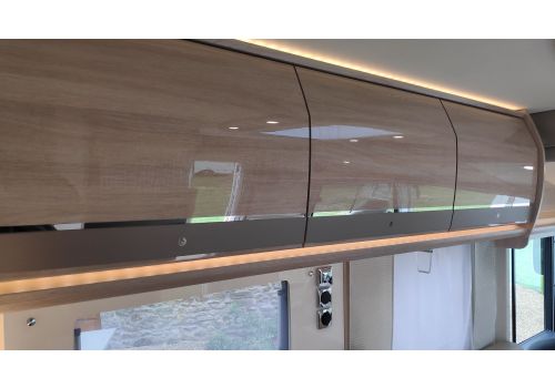Autocaravana Integral RAPIDO 880F modelo 2020 de Ocasión