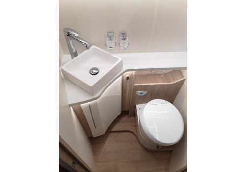 Autocaravana Integral RAPIDO 8096DF 2020 de Ocasión