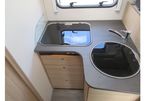 Autocaravana Perfilada SUNLIGHT T 69 L de Ocasión