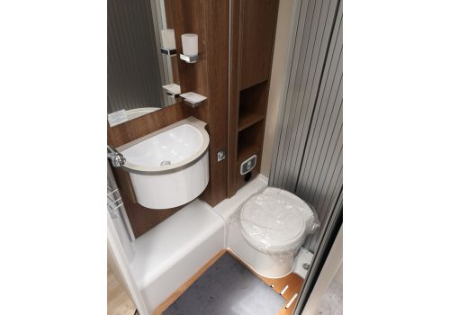 Autocaravana Perfilada DETHLEFFS Trend T 6557 DBM de Ocasión