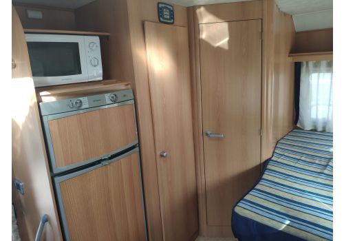 Autocaravana Perfilada ELNAGH Baron 420 L de Ocasión